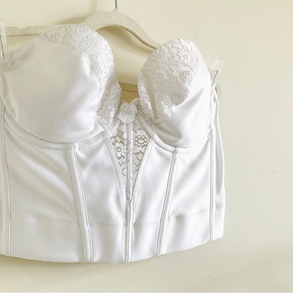 VaBien Lace Corset - Picture 3 of 3